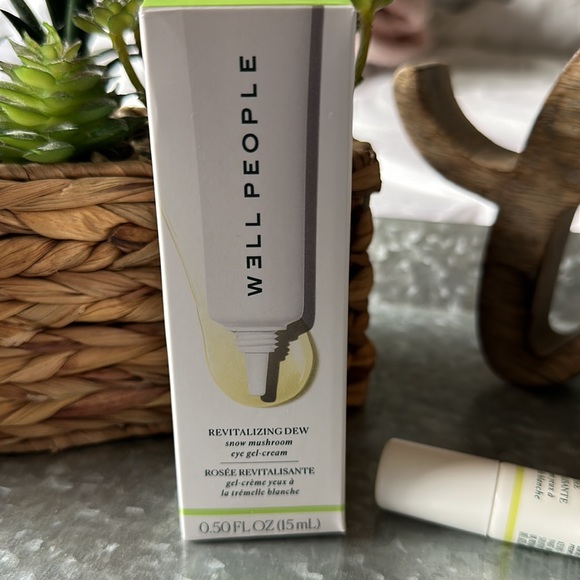 3 for $20! BNIB Well People Eye Gel - Picture 2 of 5